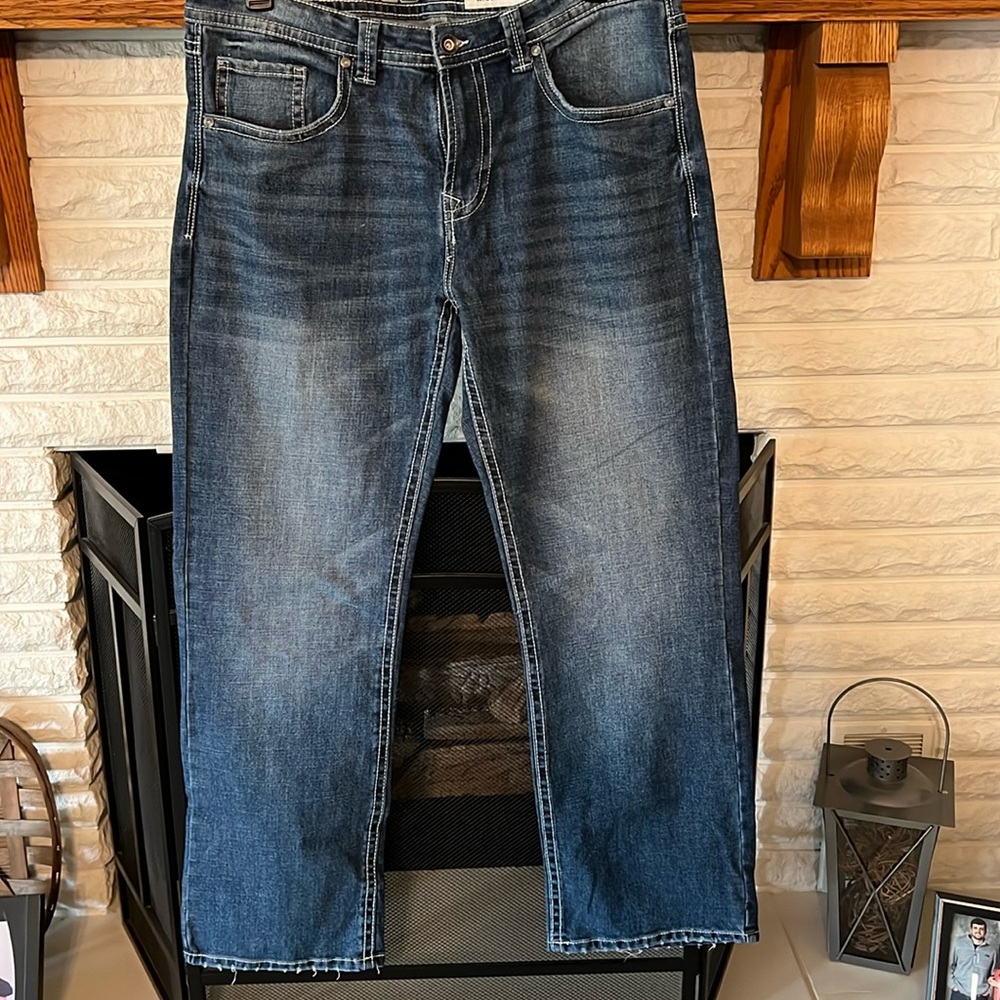 AXEL Slim Boot cut jean…..W 36….I 32…NWOT